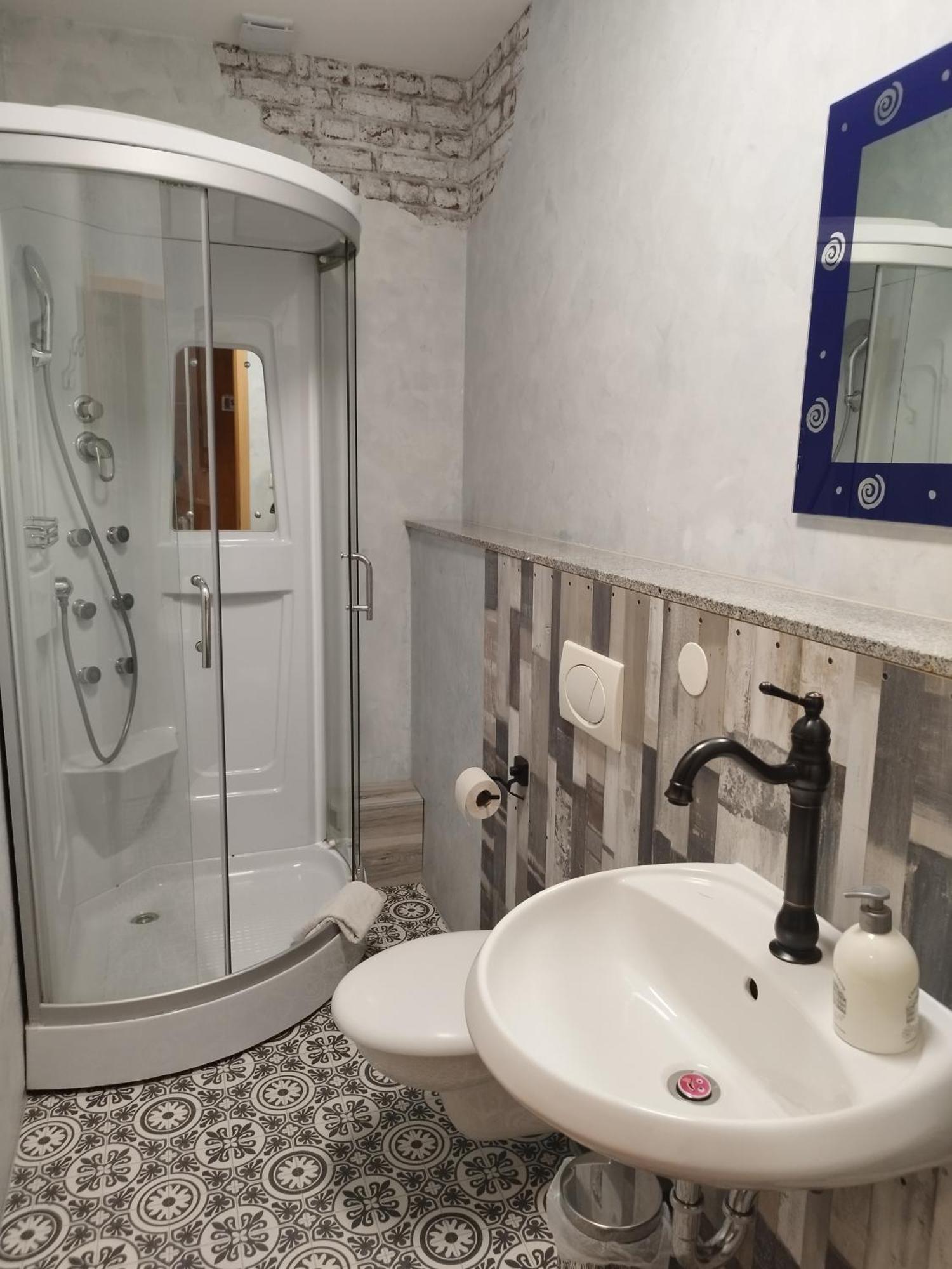 Boardinghouse Castell Bona Exterior foto