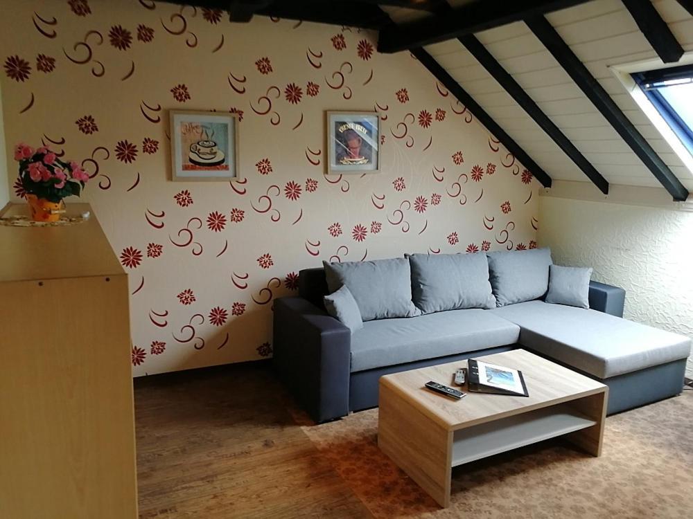 Boardinghouse Castell Bona Exterior foto